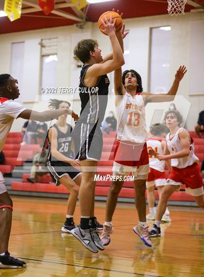 Thumbnail 3 in Highland @ Judge Memorial photogallery.