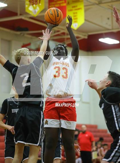 Thumbnail 3 in Highland @ Judge Memorial photogallery.