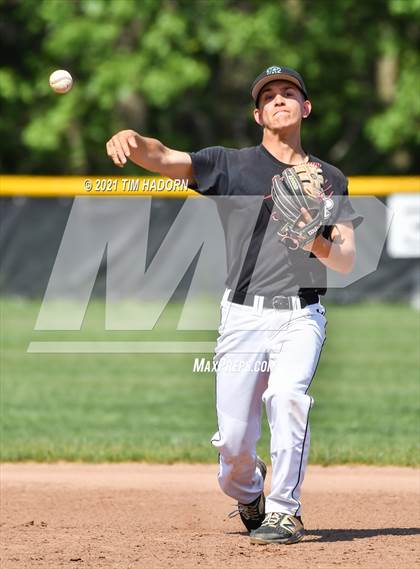 Thumbnail 3 in Raritan @ Brick Memorial photogallery.