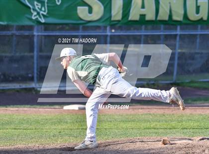 Thumbnail 3 in Raritan @ Brick Memorial photogallery.