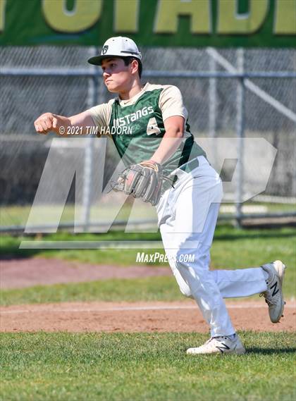 Thumbnail 2 in Raritan @ Brick Memorial photogallery.
