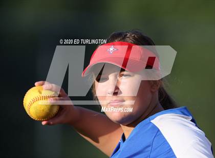 Thumbnail 1 in Kell @ Walton photogallery.