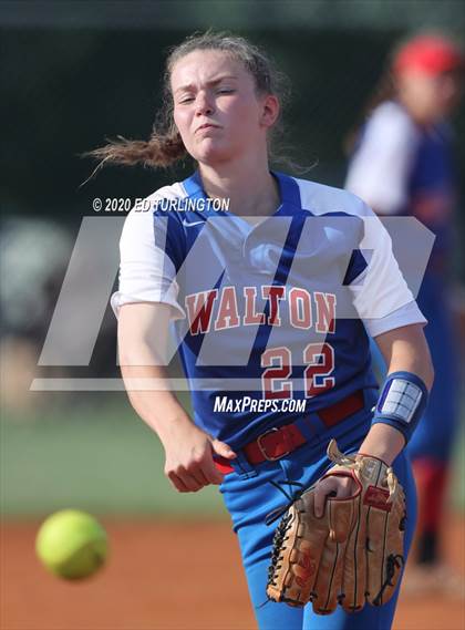Thumbnail 1 in Kell @ Walton photogallery.