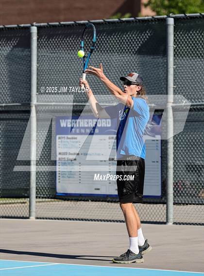Thumbnail 1 in UIL 2A District Tennis photogallery.