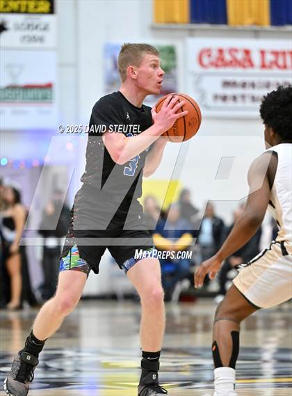 Thumbnail 2 in Folsom vs. Salesian College Preparatory (Gridley Invitational) photogallery.