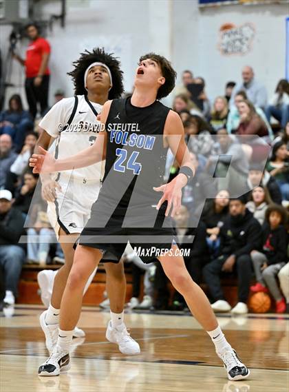 Thumbnail 3 in Folsom vs. Salesian College Preparatory (Gridley Invitational) photogallery.