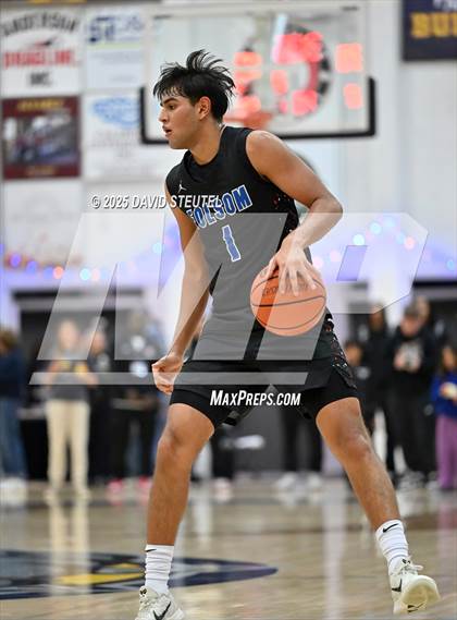 Thumbnail 3 in Folsom vs. Salesian College Preparatory (Gridley Invitational) photogallery.