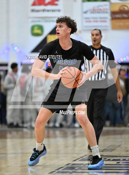Thumbnail 3 in Folsom vs. Salesian College Preparatory (Gridley Invitational) photogallery.