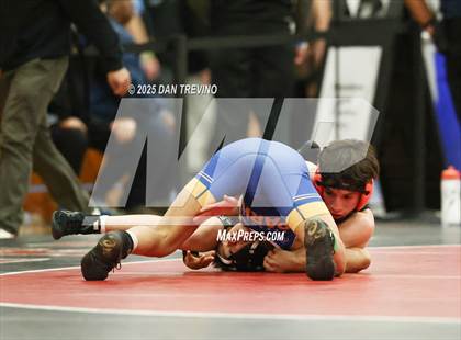 Thumbnail 2 in VHSL Wrestling State Championships (Class 6 Semifinals) photogallery.