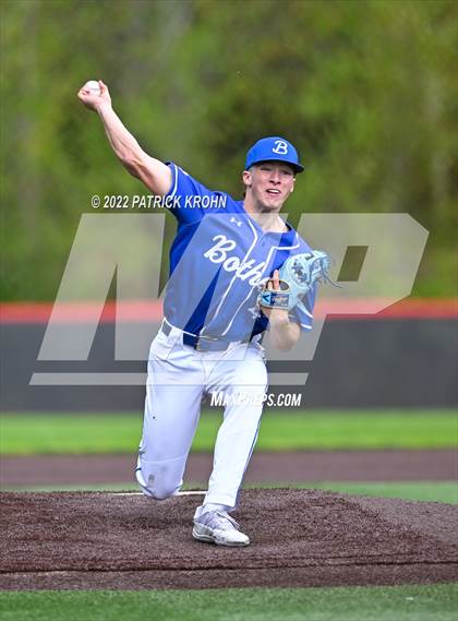 Thumbnail 1 in Bothell @ Mount Si (District 1/2 4A Playoffs) photogallery.