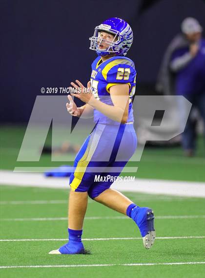 Thumbnail 2 in Pottsboro vs. Brock (UIL 3A Division 1 Semifinal) photogallery.