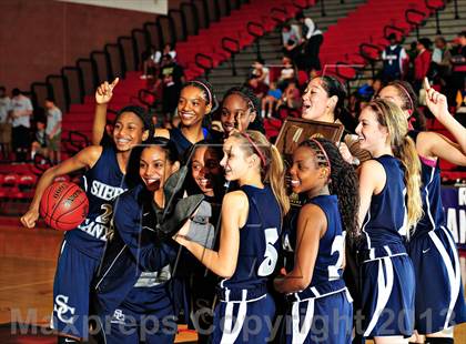 Thumbnail 2 in Horizon vs. Sierra Canyon (CIF SoCal Regional D5 Final) photogallery.