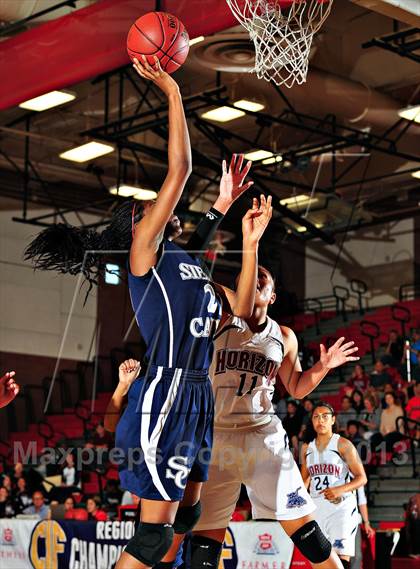 Thumbnail 2 in Horizon vs. Sierra Canyon (CIF SoCal Regional D5 Final) photogallery.