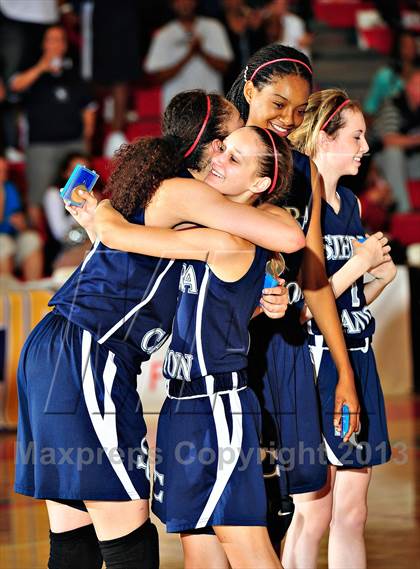 Thumbnail 2 in Horizon vs. Sierra Canyon (CIF SoCal Regional D5 Final) photogallery.