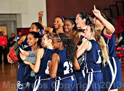 Thumbnail 3 in Horizon vs. Sierra Canyon (CIF SoCal Regional D5 Final) photogallery.