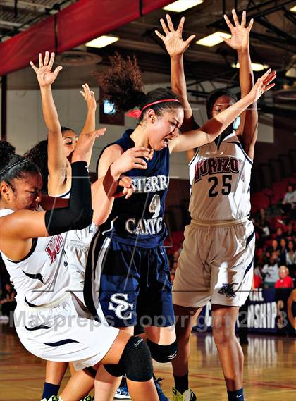 Thumbnail 2 in Horizon vs. Sierra Canyon (CIF SoCal Regional D5 Final) photogallery.