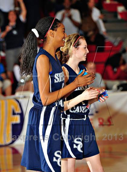 Thumbnail 3 in Horizon vs. Sierra Canyon (CIF SoCal Regional D5 Final) photogallery.