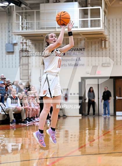 Thumbnail 1 in East Lincoln @ North Davidson (NCHSAA 3A Third Round Playoff) photogallery.