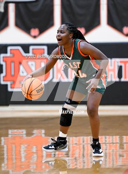Thumbnail 2 in East Lincoln @ North Davidson (NCHSAA 3A Third Round Playoff) photogallery.
