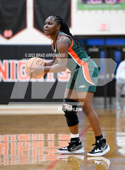 Thumbnail 3 in East Lincoln @ North Davidson (NCHSAA 3A Third Round Playoff) photogallery.