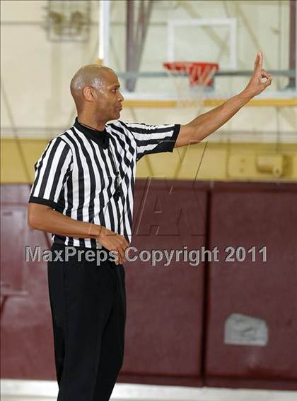 Thumbnail 1 in Golden Sierra @ Encina Prep photogallery.