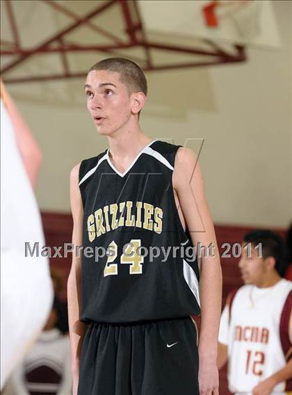 Thumbnail 3 in Golden Sierra @ Encina Prep photogallery.