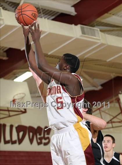 Thumbnail 2 in Golden Sierra @ Encina Prep photogallery.