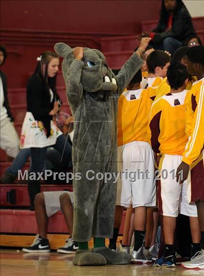 Thumbnail 2 in Golden Sierra @ Encina Prep photogallery.