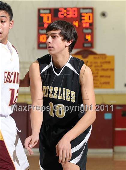 Thumbnail 1 in Golden Sierra @ Encina Prep photogallery.