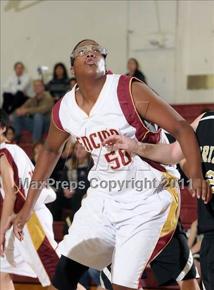 Thumbnail 1 in Golden Sierra @ Encina Prep photogallery.
