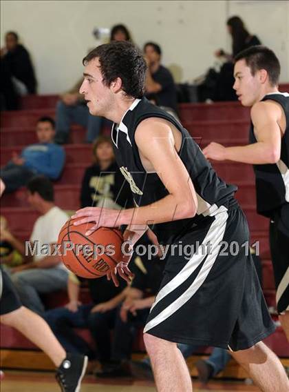 Thumbnail 1 in Golden Sierra @ Encina Prep photogallery.