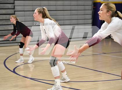 Thumbnail 3 in Saint Francis vs. Assumption (Durango Fall Classic) photogallery.