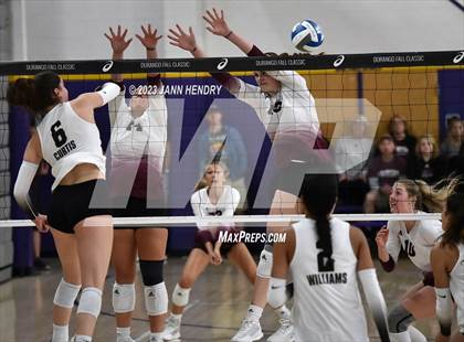 Thumbnail 3 in Saint Francis vs. Assumption (Durango Fall Classic) photogallery.