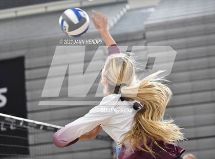 Thumbnail 3 in Saint Francis vs. Assumption (Durango Fall Classic) photogallery.