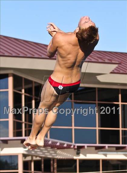 Thumbnail 2 in Deer Valley vs. Boulder Creek (Co-ed Diving) photogallery.
