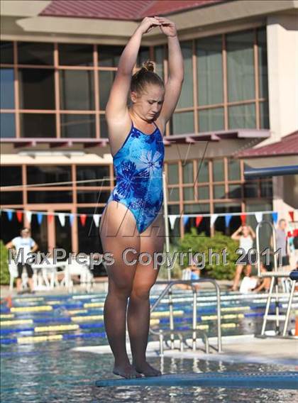 Thumbnail 3 in Deer Valley vs. Boulder Creek (Co-ed Diving) photogallery.