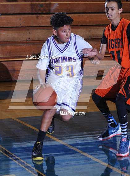Thumbnail 3 in South Pasadena vs Mountain View photogallery.