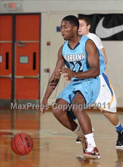 Thumbnail 3 in Burbank vs. Del Campo (Hoops 4 the Human Fund) photogallery.