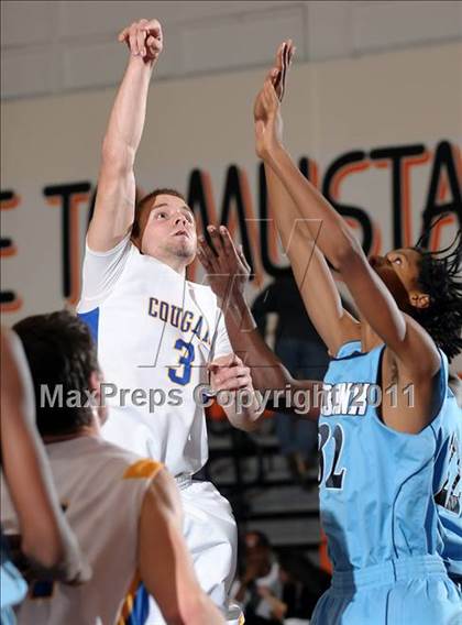 Thumbnail 3 in Burbank vs. Del Campo (Hoops 4 the Human Fund) photogallery.