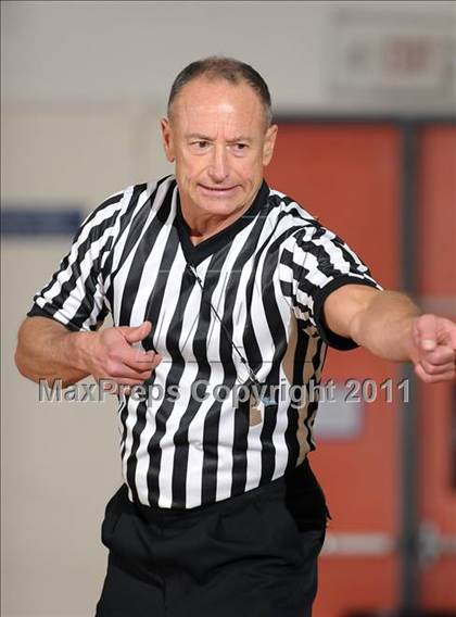 Thumbnail 1 in Burbank vs. Del Campo (Hoops 4 the Human Fund) photogallery.