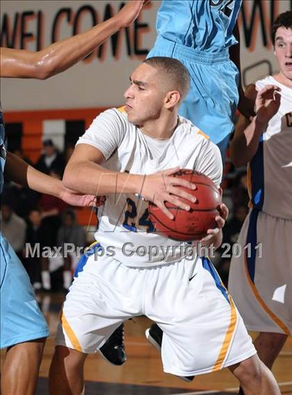 Thumbnail 2 in Burbank vs. Del Campo (Hoops 4 the Human Fund) photogallery.