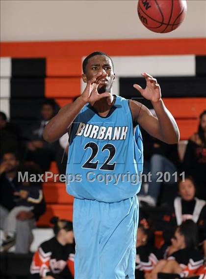 Thumbnail 1 in Burbank vs. Del Campo (Hoops 4 the Human Fund) photogallery.
