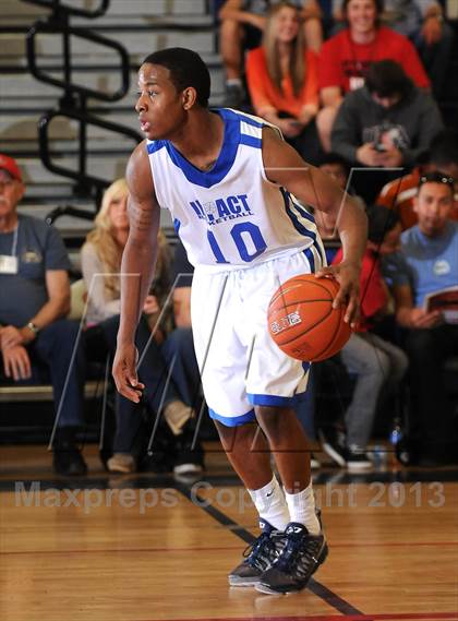 Thumbnail 2 in Oak Hill Academy vs Impact Academy (Las Vegas Hoop Fest) photogallery.