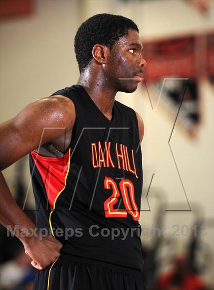 Thumbnail 2 in Oak Hill Academy vs Impact Academy (Las Vegas Hoop Fest) photogallery.