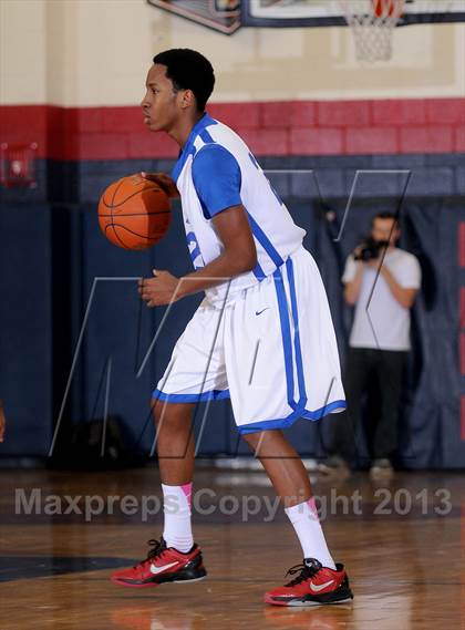 Thumbnail 2 in Oak Hill Academy vs Impact Academy (Las Vegas Hoop Fest) photogallery.