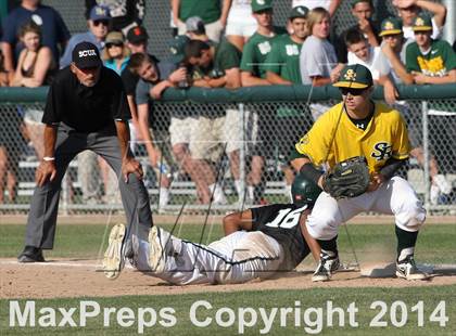 Thumbnail 1 in De La Salle vs. San Ramon Valley (CIF NCS D1 Final) photogallery.