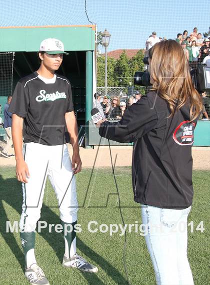 Thumbnail 2 in De La Salle vs. San Ramon Valley (CIF NCS D1 Final) photogallery.