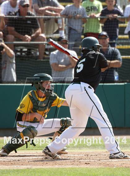 Thumbnail 1 in De La Salle vs. San Ramon Valley (CIF NCS D1 Final) photogallery.