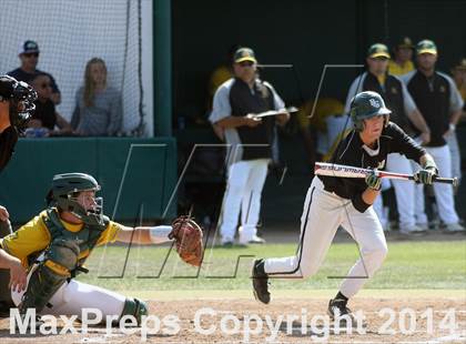 Thumbnail 3 in De La Salle vs. San Ramon Valley (CIF NCS D1 Final) photogallery.