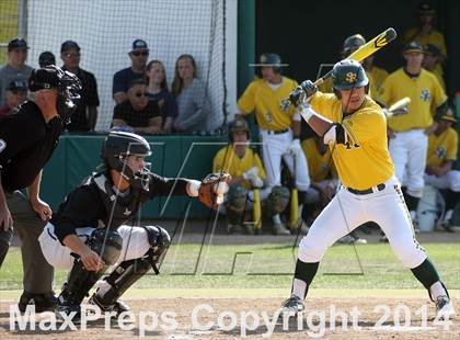 Thumbnail 3 in De La Salle vs. San Ramon Valley (CIF NCS D1 Final) photogallery.